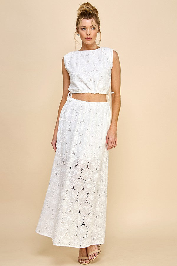 Blissful White Eyelit Cotton Set